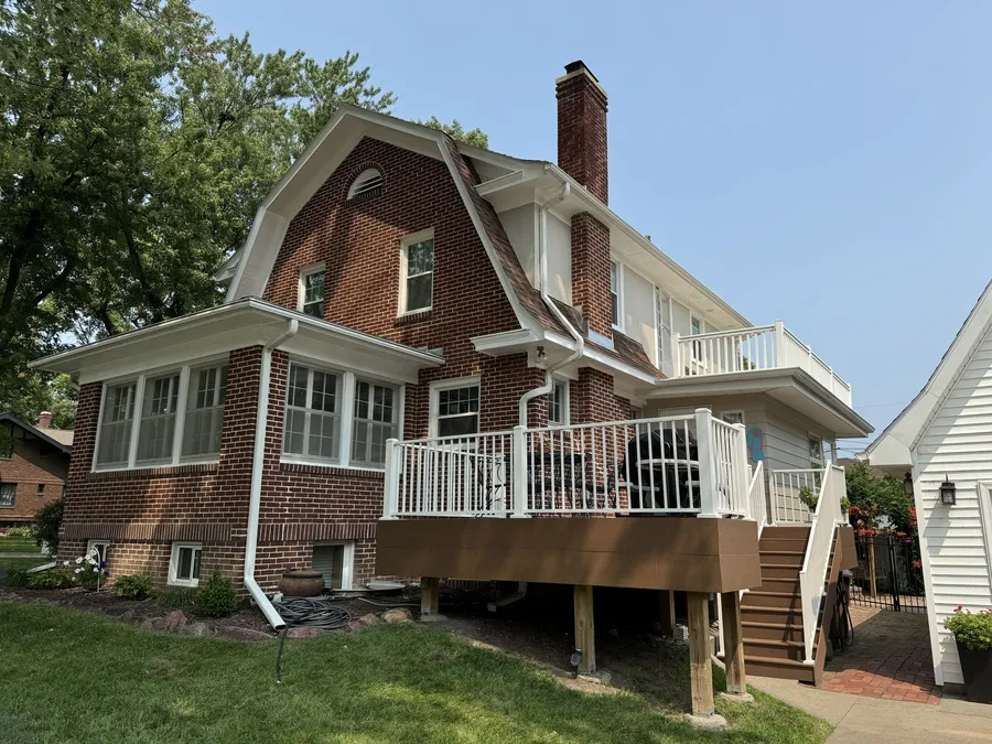 Brick Two-Story — Exterior Trim & Eaves — finished, photo 3